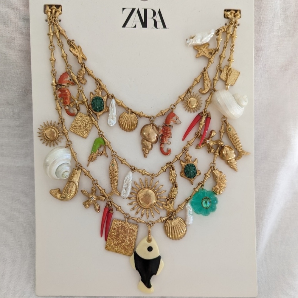 Zara Ocean Sea Charm Necklace Gold NWT 🐚